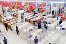 Mitra 10 Ekspansi Pasar...