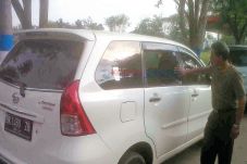 Mobil Ketua Fraksi Gerindra...