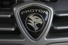 Gandeng Proton untuk...
