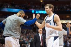 Nowitzki Gemilang, Mavericks...