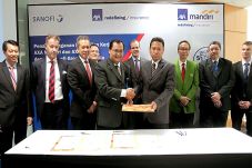 AXA Beri Benefit Tambahan...
