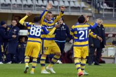 Parma Terjual Rp14 ribu