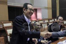 Sindiran Zulkarnain,...
