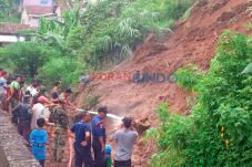 Dua Kampung di Lembang...