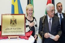 Palestina Buka Kedutaan...