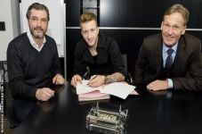Reus Tambah Masa Bakti...