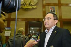 Pemerintah Jokowi Perlu...