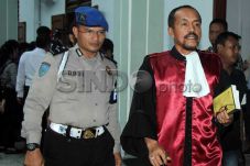 Dijaga Tuhan, Hakim...