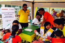 Indosat Operasikan Mobil...