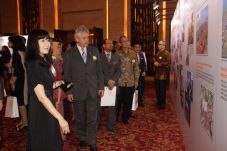 HKTDC Resmikan Kantor...