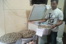 Pembuat Bakso Celeng...