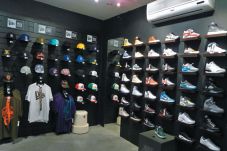 Diskon Spesial Sepatu...