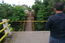 Warga Berharap Jembatan...