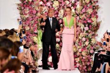 Nama Oscar De La Renta...