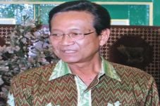 Keraton Harus Berani...