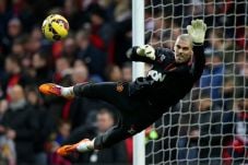 Van Gal Lempar Valdes...