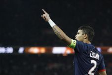 Thiago Silva Bertekad...