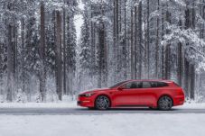 Kia Sportspace Akan...