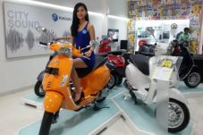 Piaggio Indonesia Buka...