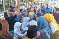 Pedagang Keluhkan Pasar...