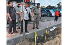 Proyek PT Telkom Rusak...