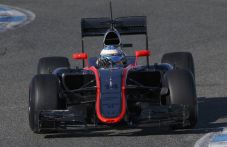 McLaren Akan Balapan...