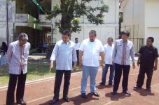 Menpora Buat Program...