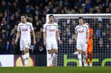 Spurs Gagal Tekuk La...