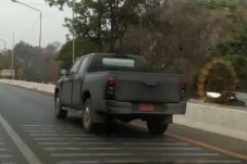 Generasi Baru Hilux...