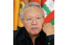Beda Sikap soal BG,...
