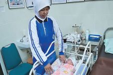 Bayi Baru Lahir Dibuang...