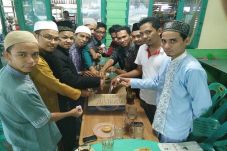Bantuan Tsunami Diungkit,...