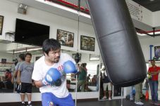 Hadapi Mayweather, Pacquiao...