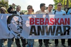 Malaysia Diduga Coba...