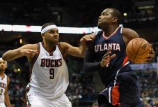 Hawks Terhindar dari...