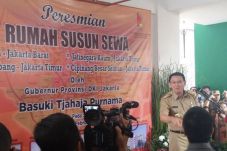 Ahok Desak Rusunawa...