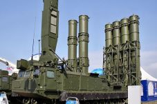 Rusia Tawarkan Rudal...