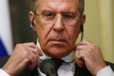 Lavrov: Barat Ingin...