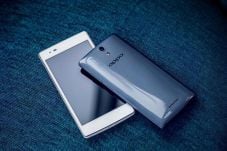 Ini Smartphone Mid-low...