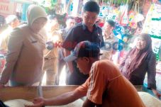 Pemkab Ajukan 1,3 Juta...