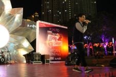 Afgan Disambut Histeris