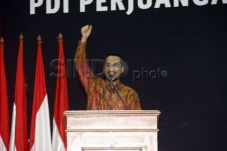 Abraham Samad Tersangka...