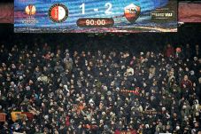 Tensi Laga Feyenoord...