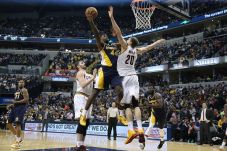 Tanpa LeBron dan Irving,...