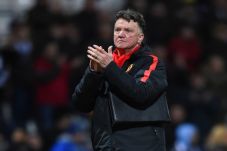 Kalahkan Sunderland,...