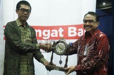 Bank Syariah Mandiri-Koran...