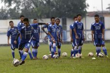 Misi Khusus Persib di...