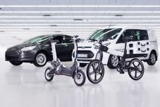 Ford Ciptakan Dua Tipe...