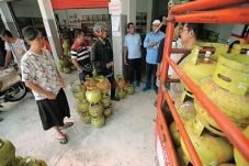 12 Kg Kian Ditinggalkan...