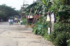 Jalan Dr Sutami Rusak...